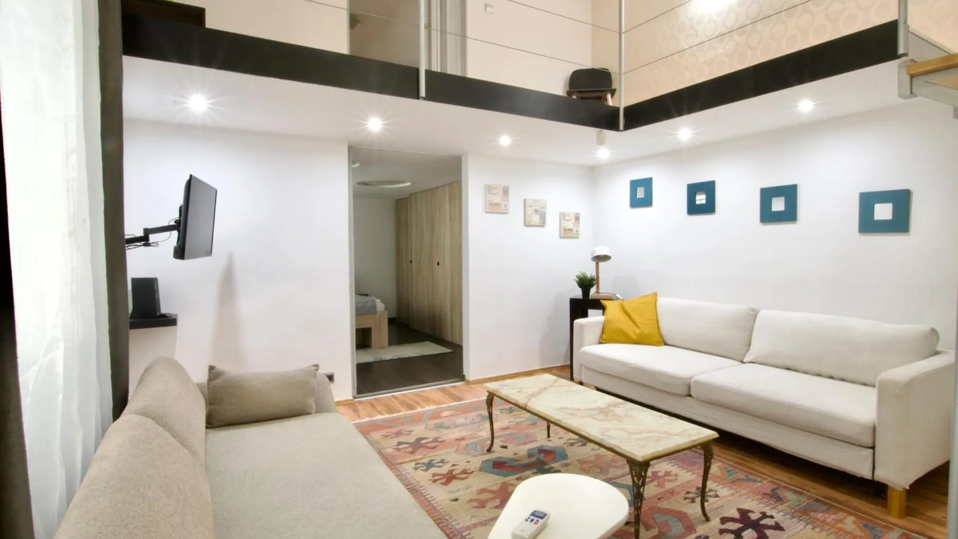 Standard Apartment By Hi5- Kazinczy 2 Bedroom Budapest